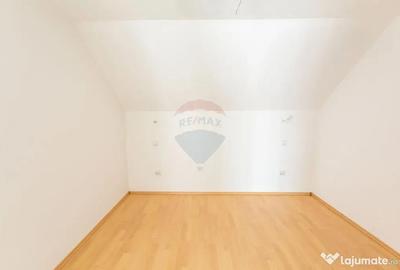Casă cu 5 camere cu Teren 378 Mp în Purcăreni - 12