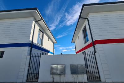 Otopeni-Casa in Duplex - 11