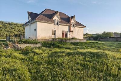 Casă cu 2 camere în Roșieni - 6