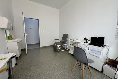 Spațiu comercial, de 108 mp, în Central - 6