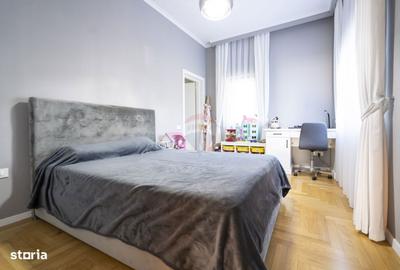 Casă cu 5 camere cu Teren 1000 Mp în Oncea - 1