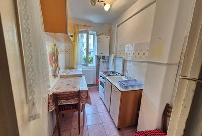 Vanzare Apartament 2 Camere semidecomandat zona Florilor - 14