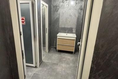 Spațiu comercial, de 70 mp, în Central - 3