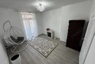 Apartament cu 2 camere recent renovat