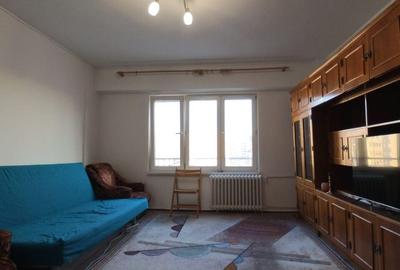 Titan - Costin Georgian Garsoniera - 3