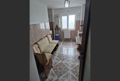 Apartament cu 3 camere semidecomandat, mobilat în Gară - 8