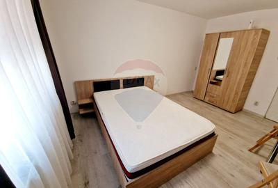 Apartament cu 1 camere de vanzare in zona 1 Mai