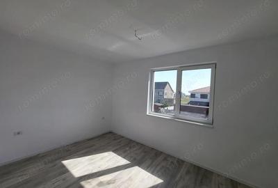 Apartament cu 3 camere decomandat în Giroc - 10