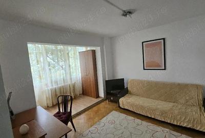 Apartament cu 3 camere semidecomandat în Central - 4