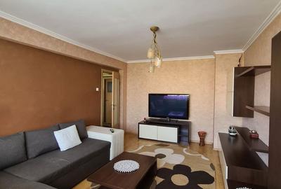Apartament cu 3 camere decomandat în Nufărul - 12