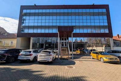 Spațiu comercial, de 431 mp, în Bălcescu