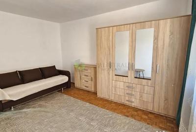 Garsonieră decomandată în Astra