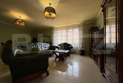 Casă cu 10 camere cu Teren 908 Mp în Central - 3