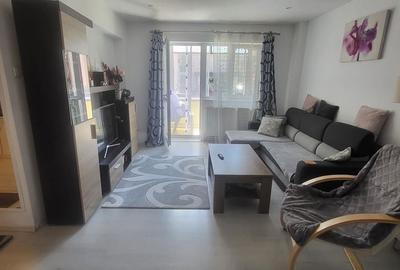 Apartament cu 4 camere decomandat în Central - 2