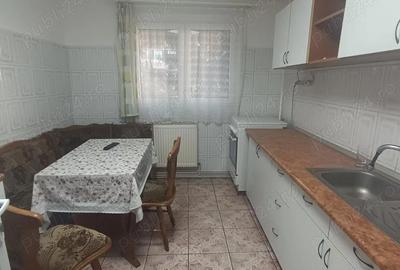 Vanzare apartament 3 camere zona micro 11 - Targoviste - 8