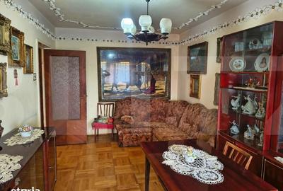 Apartament cu 4 camere decomandat în Podgoria