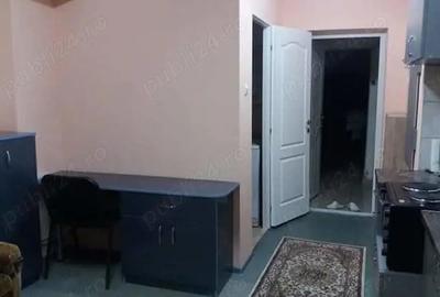 Garsonieră nedecomandată în Central - 7