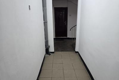 Garsonieră decomandată, mobilată în Dristor - 12