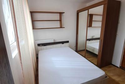 Apartament cu 2 camere semidecomandat în Decebal
