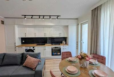 Apartament cu 3 camere semidecomandat în Central - 4