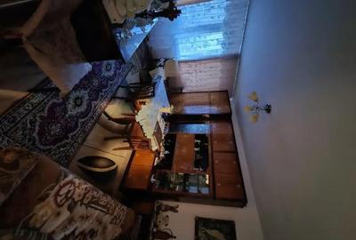 Apartament cu 3 camere decomandat în Central - 1