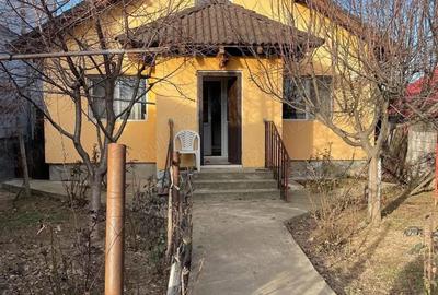 Casă cu 5 camere cu Teren 500 Mp în Romanești - 1