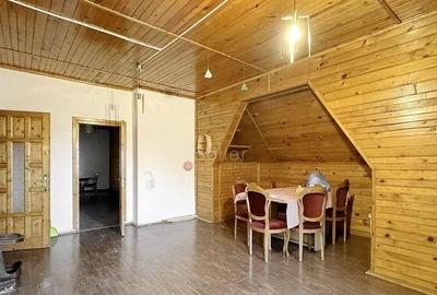 Casă cu 5 camere cu Canalizare în Central - 2