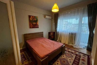 Apartament cu 2 camere semidecomandat în Universitate - 1