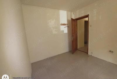 110.000 E ! Spa?iu comercial la parter de bloc zona TRAIAN - 8