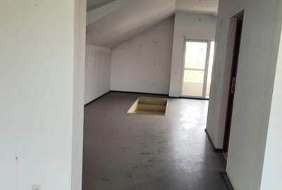 Casă cu 6 camere cu Teren 511 Mp în Central - 6