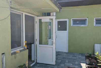 Spațiu comercial, de 105 mp, în Central - 9