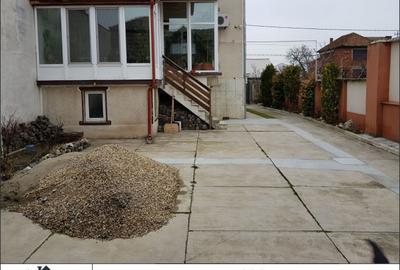 Casă cu 5 camere cu Teren 1450 Mp în Aradul Nou - 12