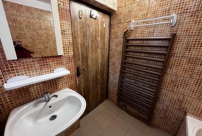 Apartament decomandat de 3 camere la curte/în vilă DE VÂNZARE Direct Proprietar - 11