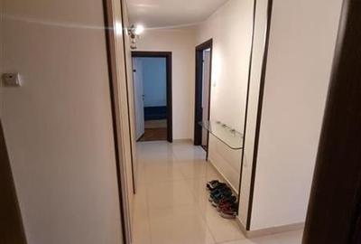 Apartament de 2 camere renovat strand Cara Titan bloc Y - 7