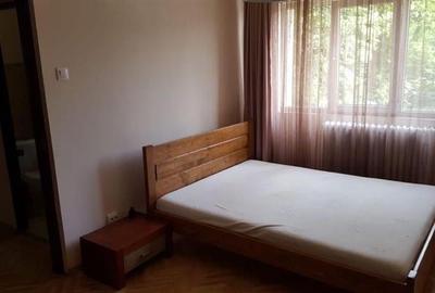 Apartament cu 3 camere semidecomandat, mobilat în Gheorgheni