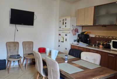 Casă cu 8 camere cu Teren 166 Mp în Central - 1