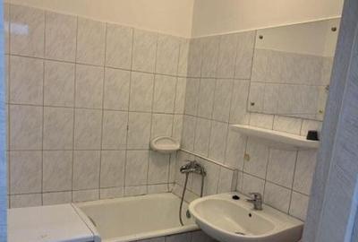 Garsonieră decomandată în Tineretului