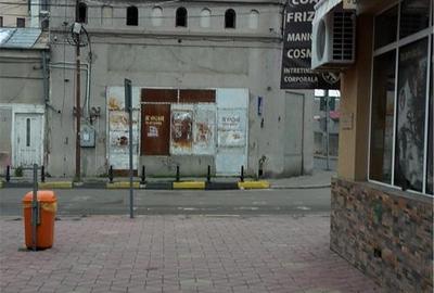 Casă cu 6 camere cu Teren 739 Mp în Tecuci - 3