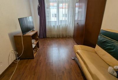 Apartament cu 2 camere decomandat în Astra - 5
