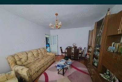 Apartament cu 3 camere de vanzare - 4