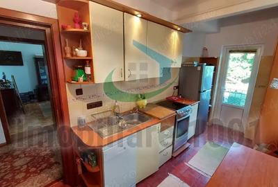 Casă cu 5 camere cu Teren 660 Mp în Central - 11