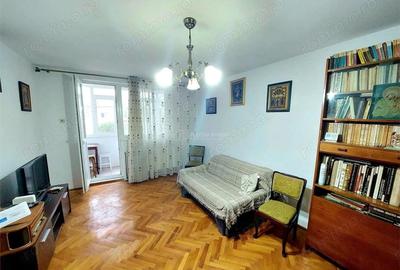 4 camere, 80 mp , etaj 4, zona Balcescu, Aleea Parcului - 1