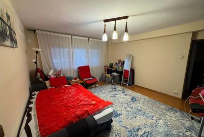 Apartament cu 2 camere decomandat, mobilat în Văcăresti - 4