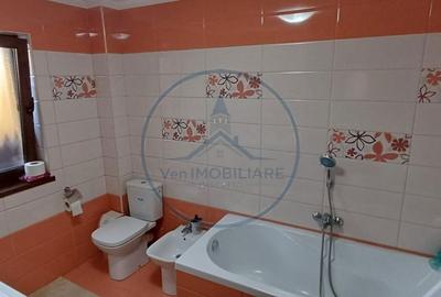 Casă cu 4 camere în Unirea - 4