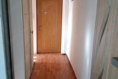 Garsoniera, Ostroveni - 3