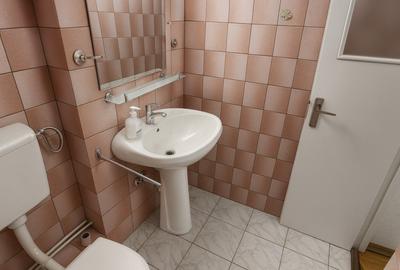 Apartament 3 camere decomandate zona Politie Sibiu - 2
