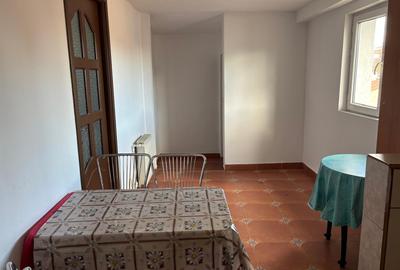 Apartament 3 camere Tg. Cucu - Golia - 5