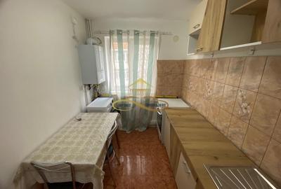 Apartament cu 2 camere decomandat în Energiei - 6