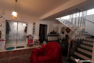 Casă cu 4 camere cu Teren 986 Mp în Central - 6