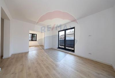 Casa 4 camere-594 mp teren,  construcție noua-Harman - 9